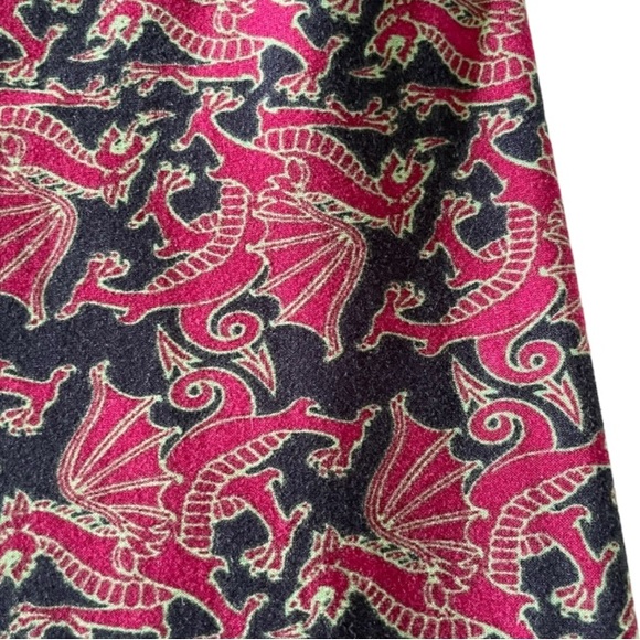 LuLaRoe Red & Black Game Of Thrones Dragon Leggings - Picture 3 of 5